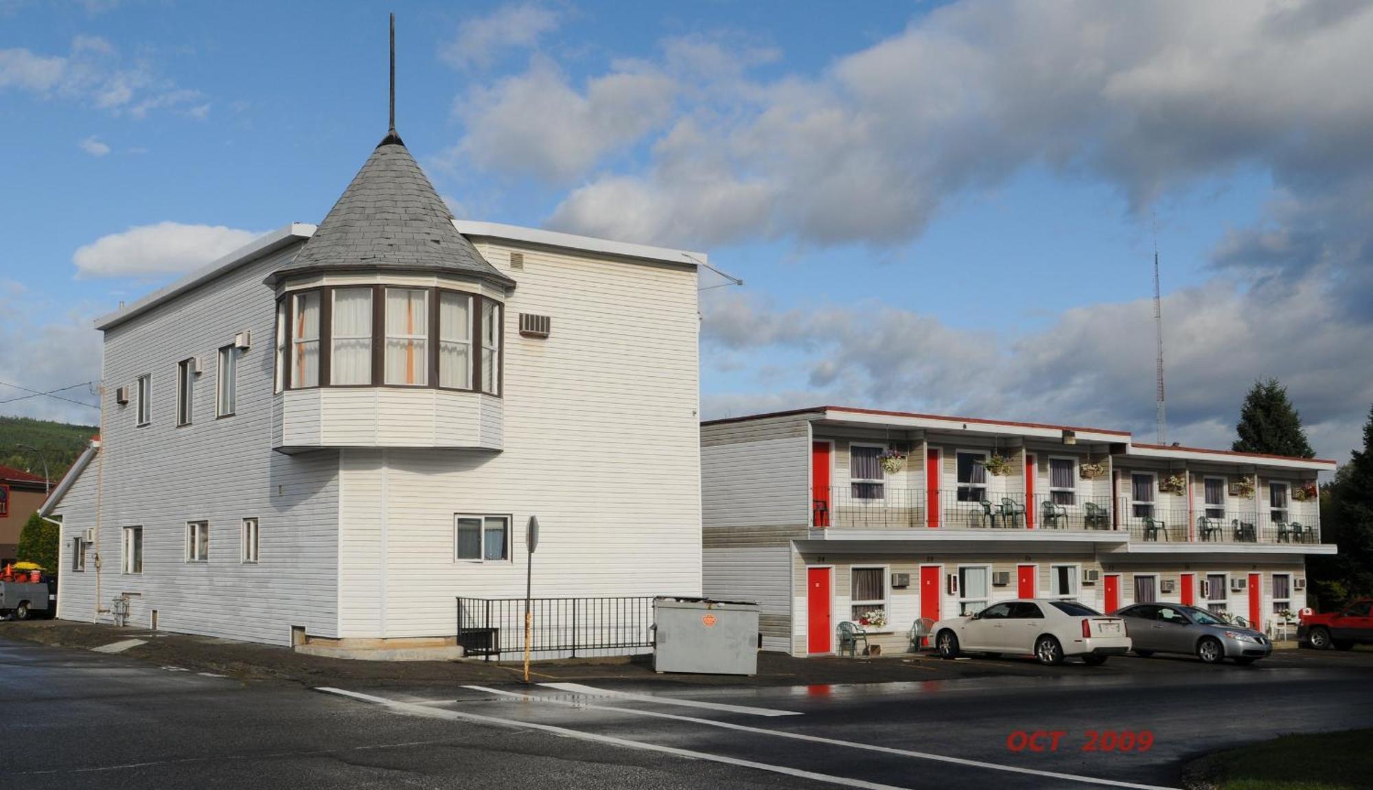 Almo Court Motel Cranbrook Ngoại thất bức ảnh