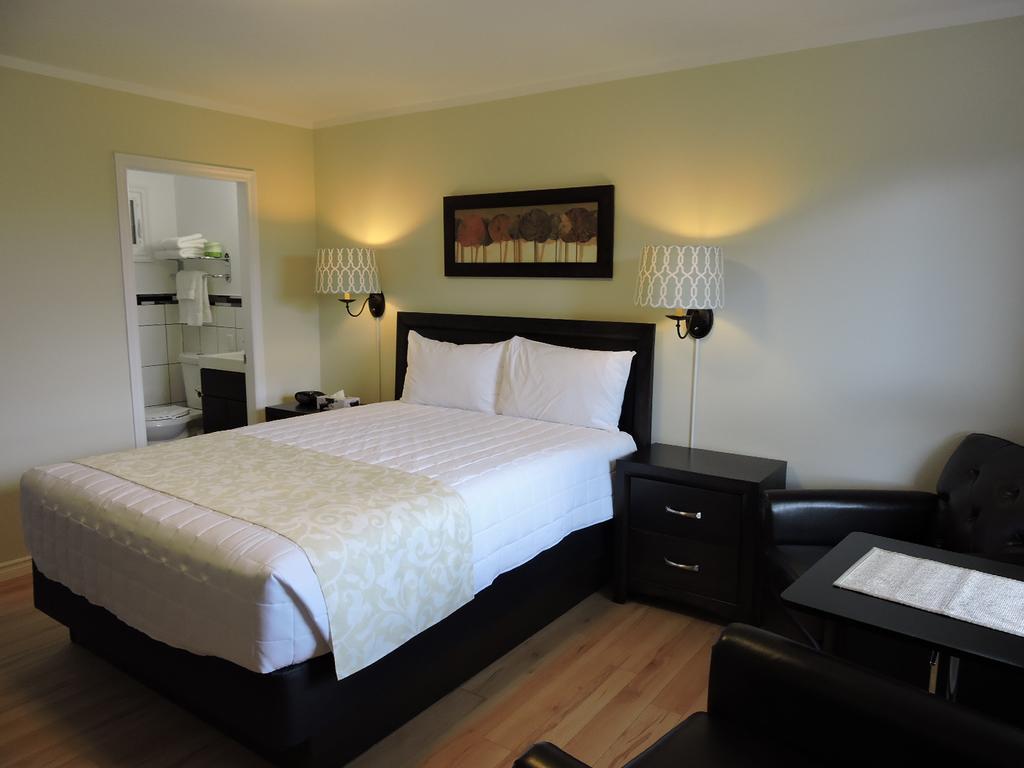 Almo Court Motel Cranbrook Ngoại thất bức ảnh