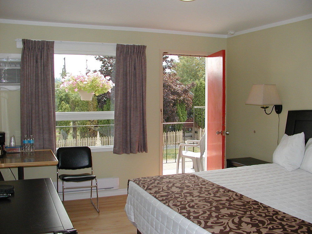 Almo Court Motel Cranbrook Ngoại thất bức ảnh