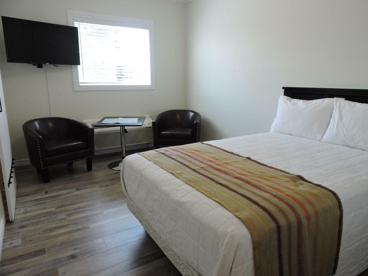 Almo Court Motel Cranbrook Ngoại thất bức ảnh